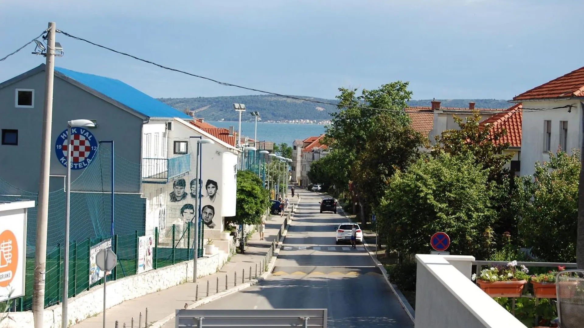 Apartment Sun - 100M From Sea Kastela