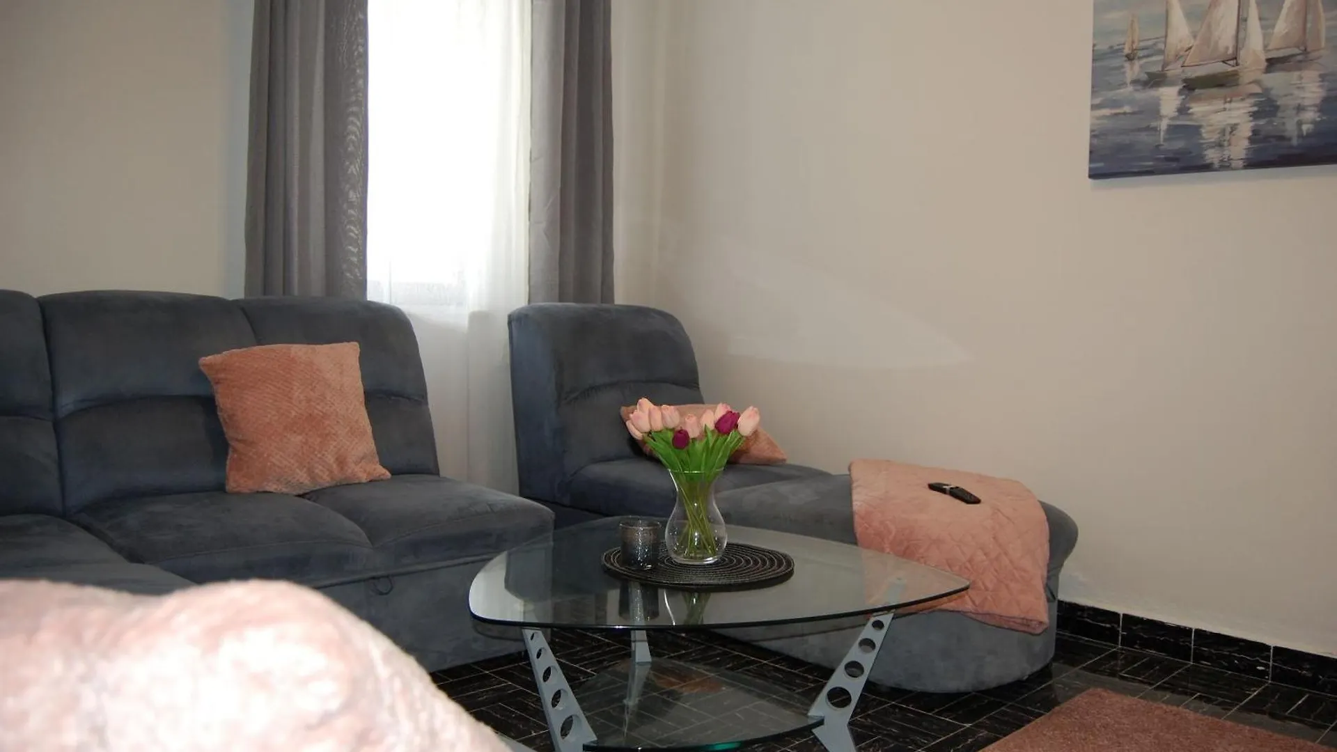 Apartment Sun - 100M From Sea Kastela