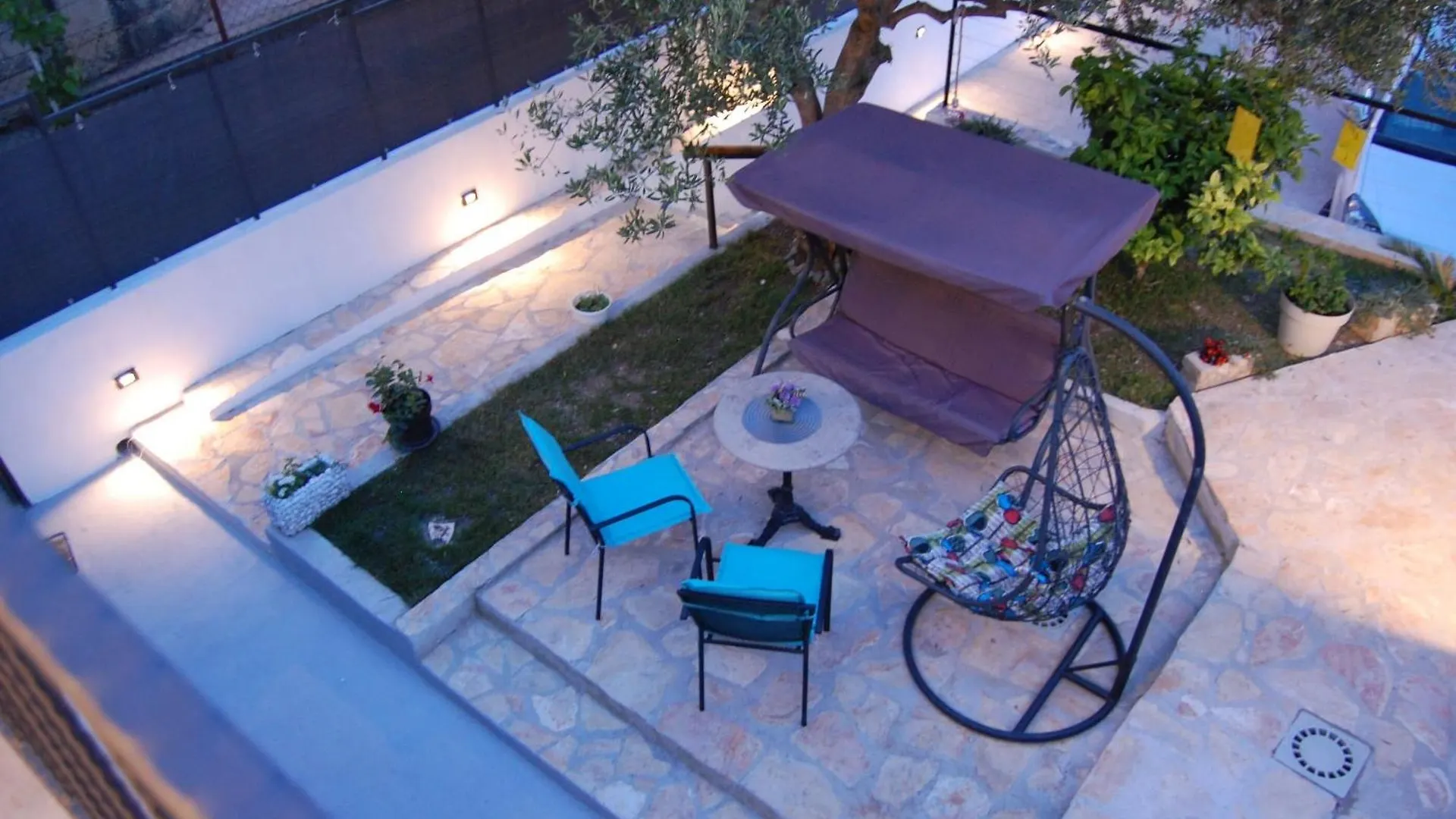 Apartment Sun - 100M From Sea Kastela