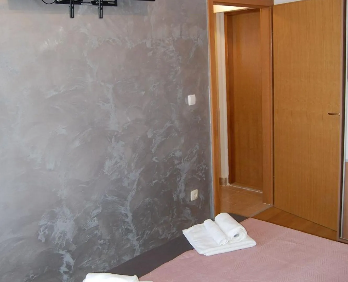 Apartment Sun - 100M From Sea Kastela
